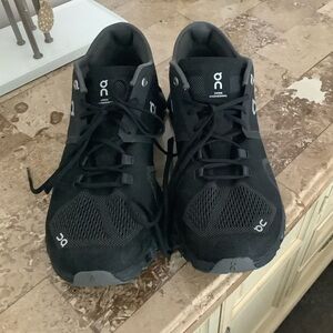 Women’s cloud sneakers